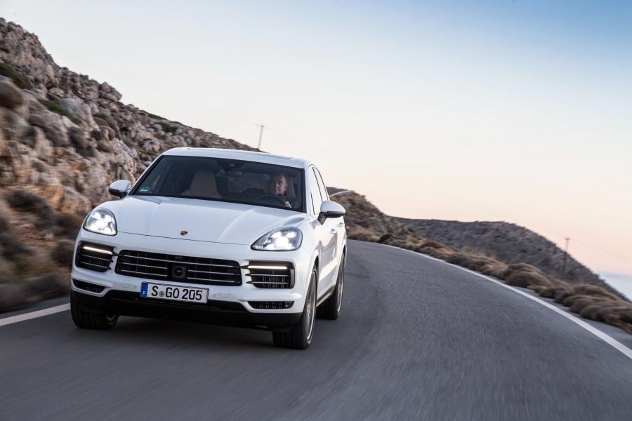  Porsche Cayenne S 2017 года  (WW) (фото 29 из 40)